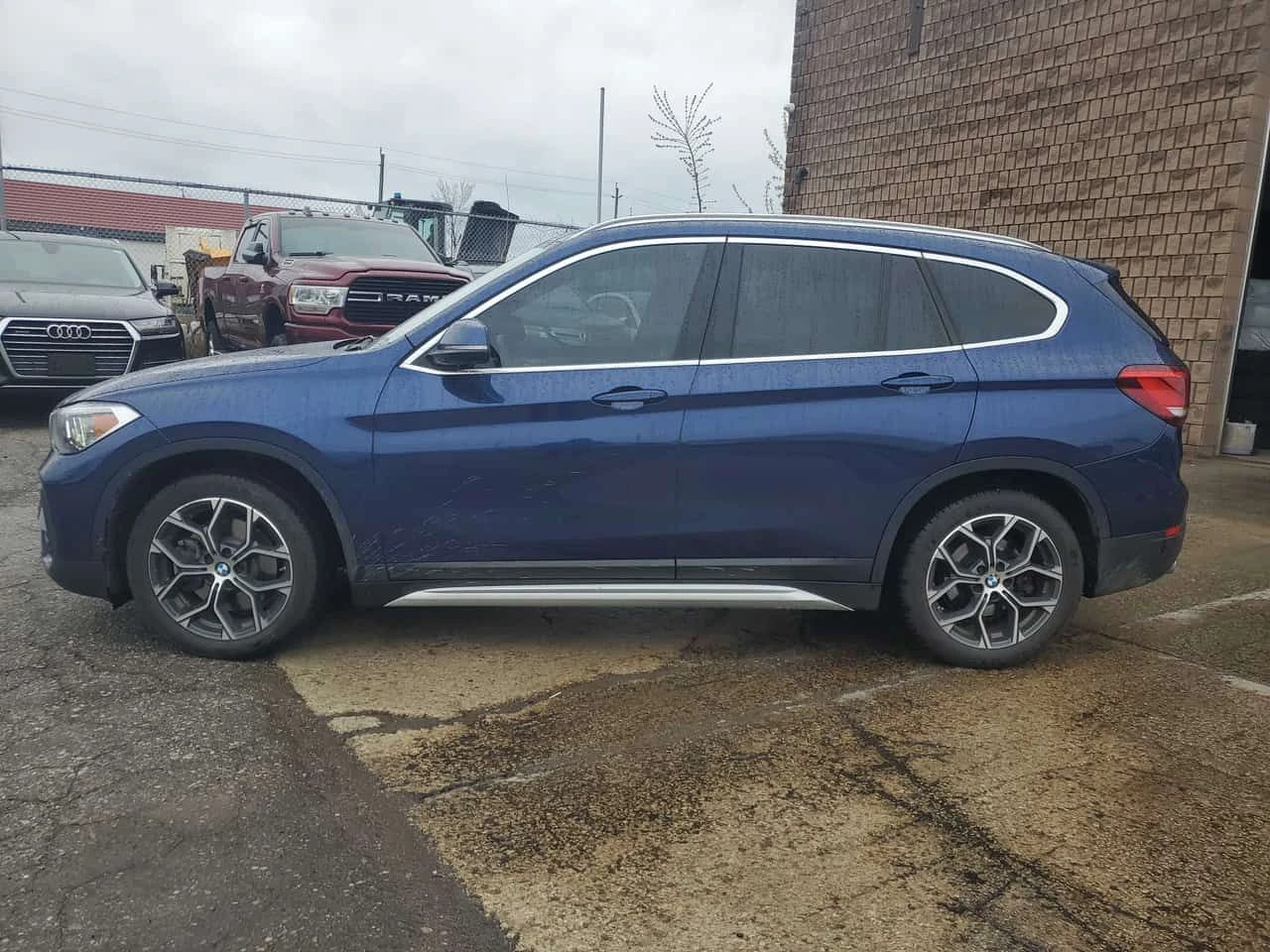 BMW X1 xDrive28i  CARFAX, снимка 2 - Автомобили и джипове - 54323779