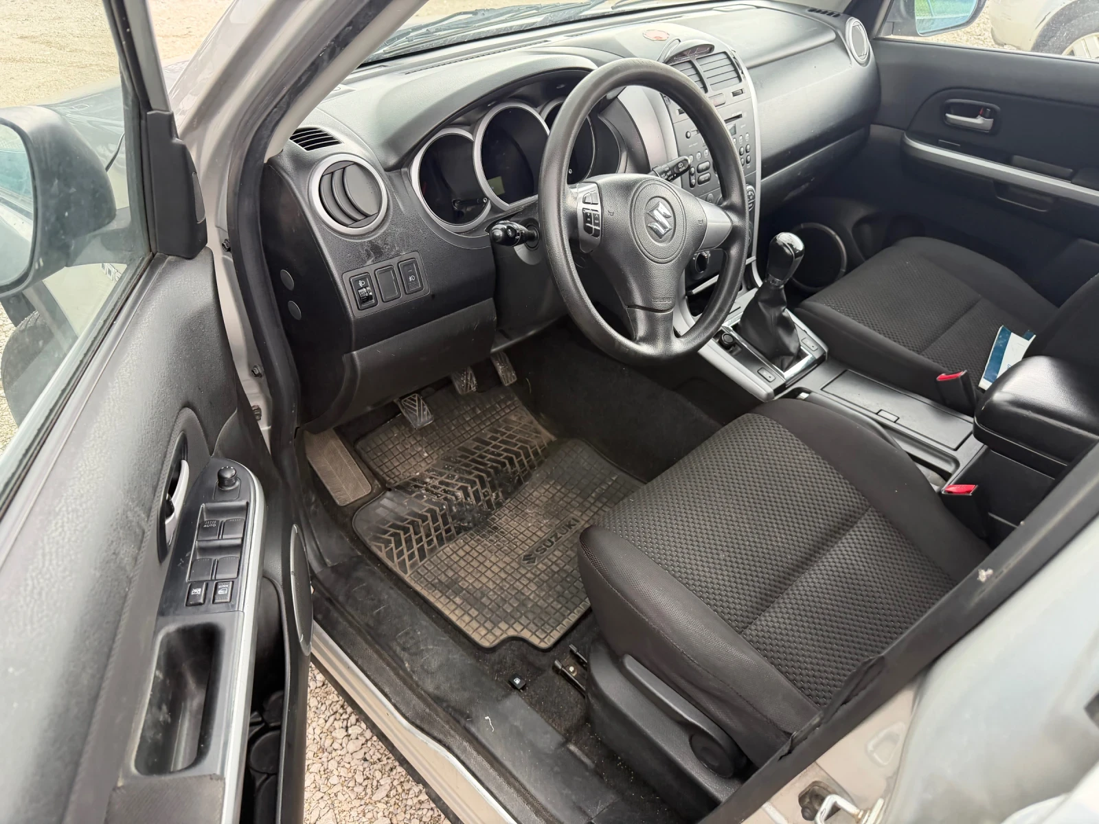 Suzuki Grand vitara 1.9/130�� 4�4 ����������� 180000�� | Mobile.bg � ����������� 10