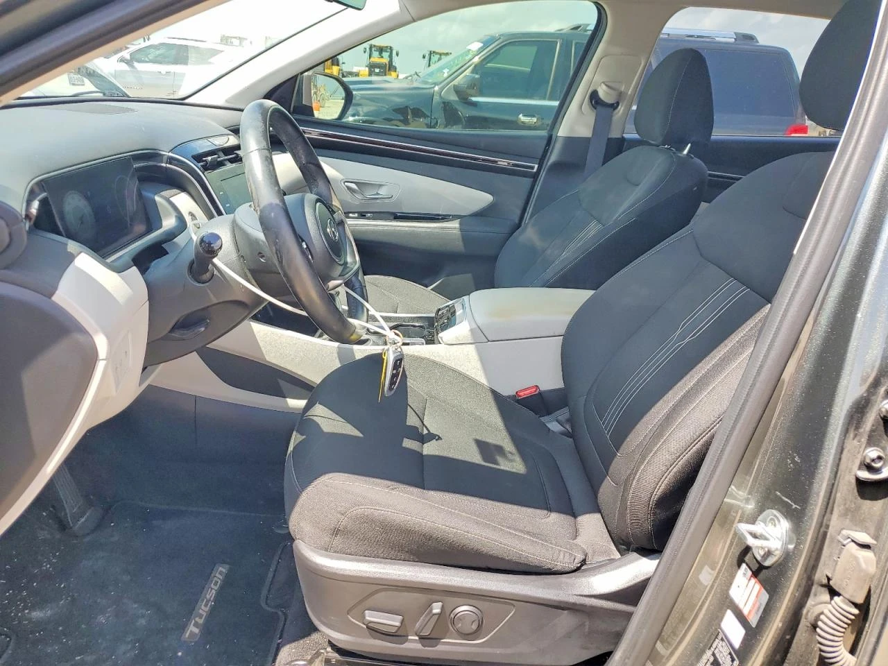 Hyundai Tucson 2.5l Sel, снимка 7 - Автомобили и джипове - 54888468