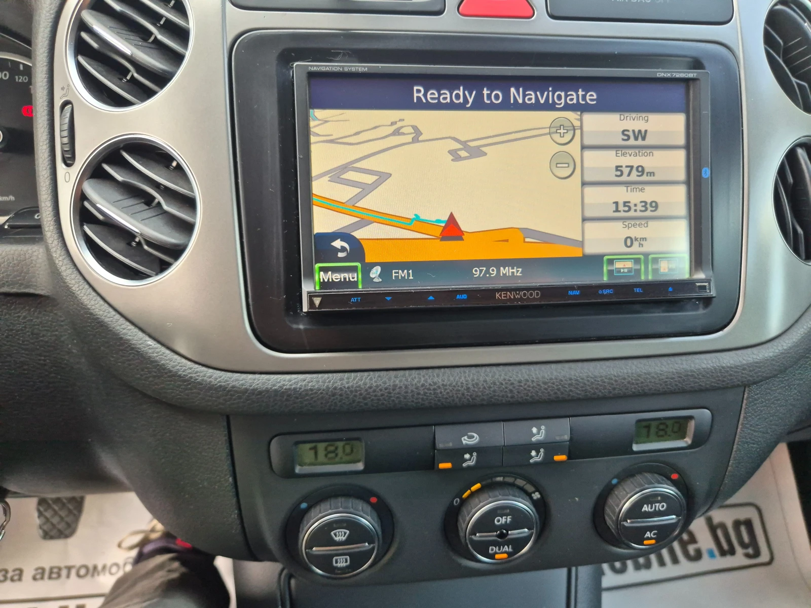 VW Tiguan 2.0TDI 4MOTION 4X4 NAVI ВНОС ИТАЛИЯ БЕЗ РЪЖДИ , снимка 15 - Автомобили и джипове - 54981163
