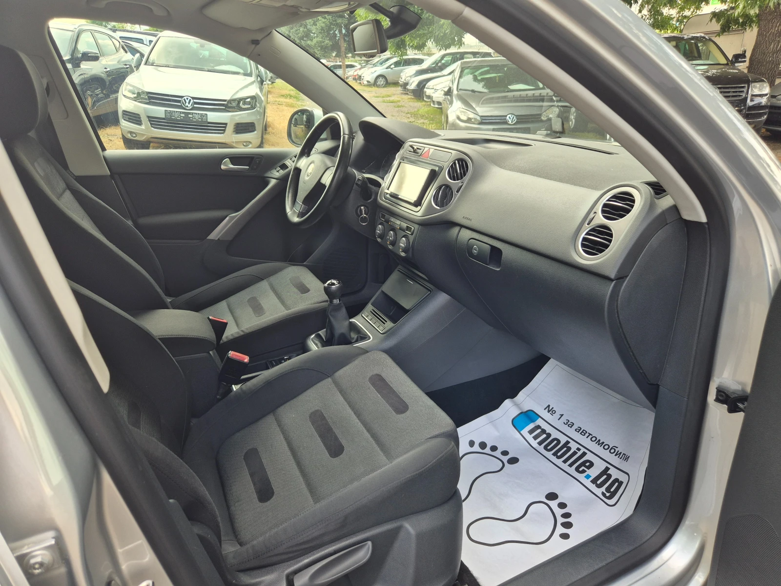 VW Tiguan 2.0TDI 4MOTION 4X4 NAVI ВНОС ИТАЛИЯ БЕЗ РЪЖДИ , снимка 11 - Автомобили и джипове - 54981163