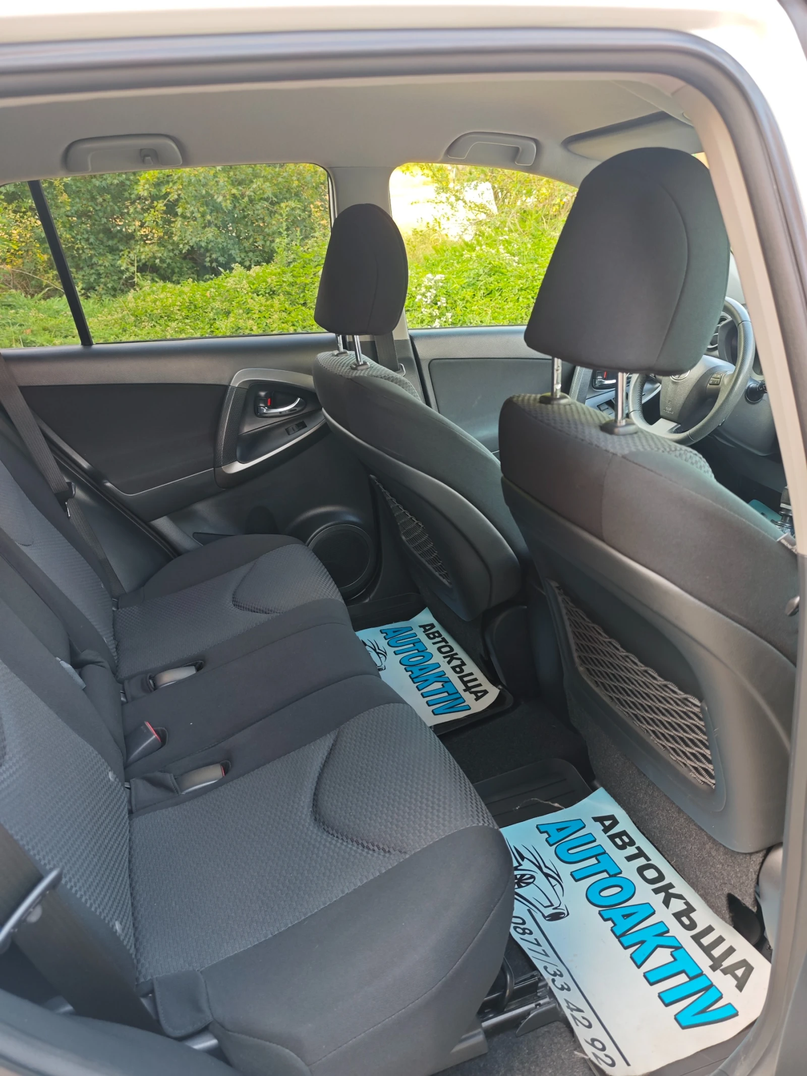 Toyota Rav4 2.2D4D Н.ФЕЙС, снимка 3 - Автомобили и джипове - 55460102