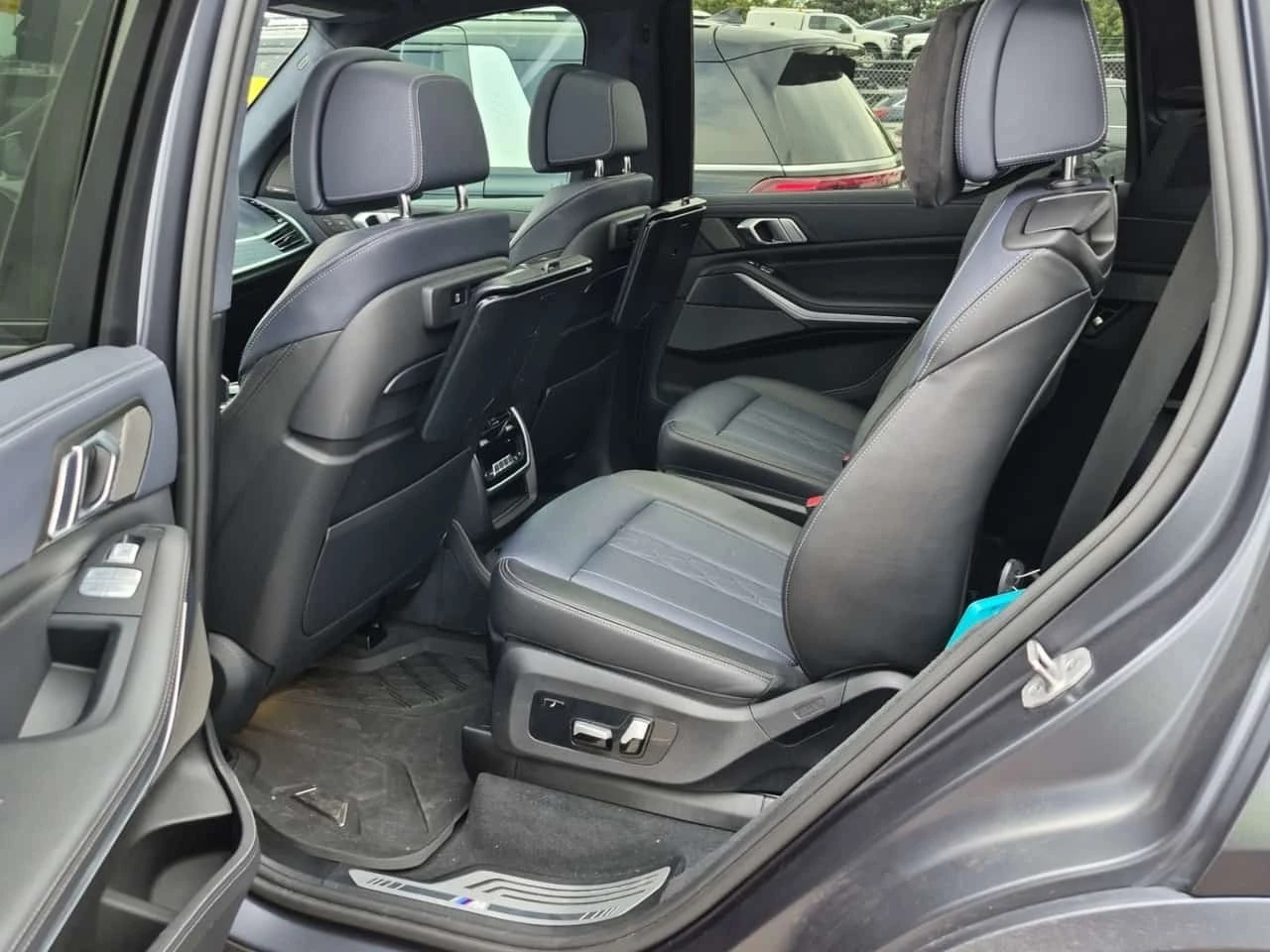 BMW X7 * Sports Activity Vehicle Xdrive40i * CARFAX *  | Mobile.bg � ����������� 12