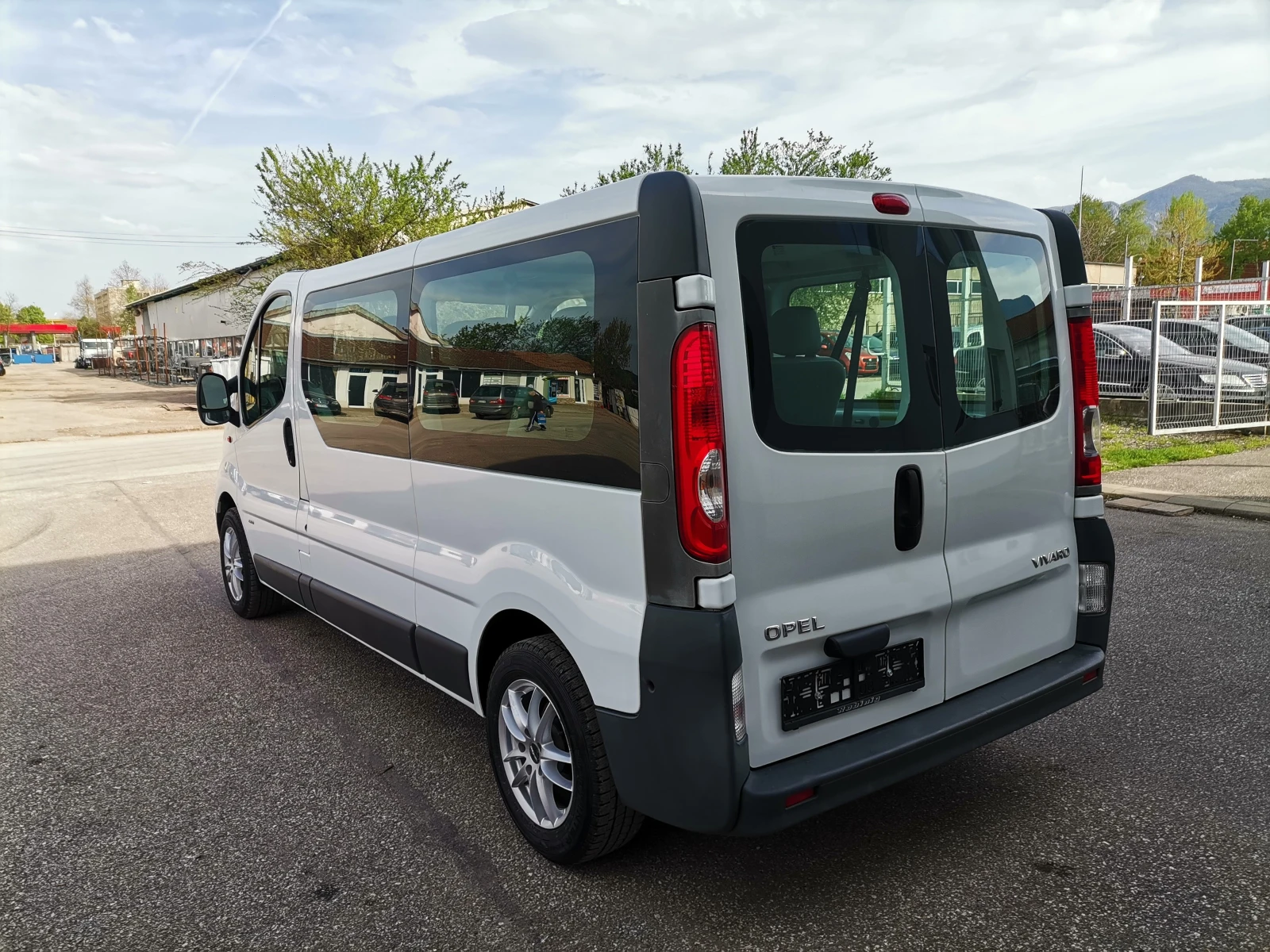 Opel Vivaro 2.0 DCI* MAXI* 9Места.УНИКАТ - изображение 7