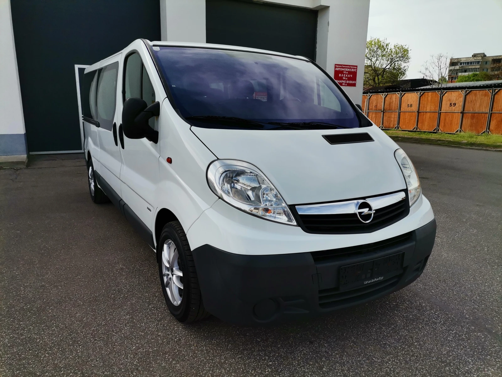 Opel Vivaro 2.0 DCI* MAXI* 9Места.УНИКАТ - изображение 2
