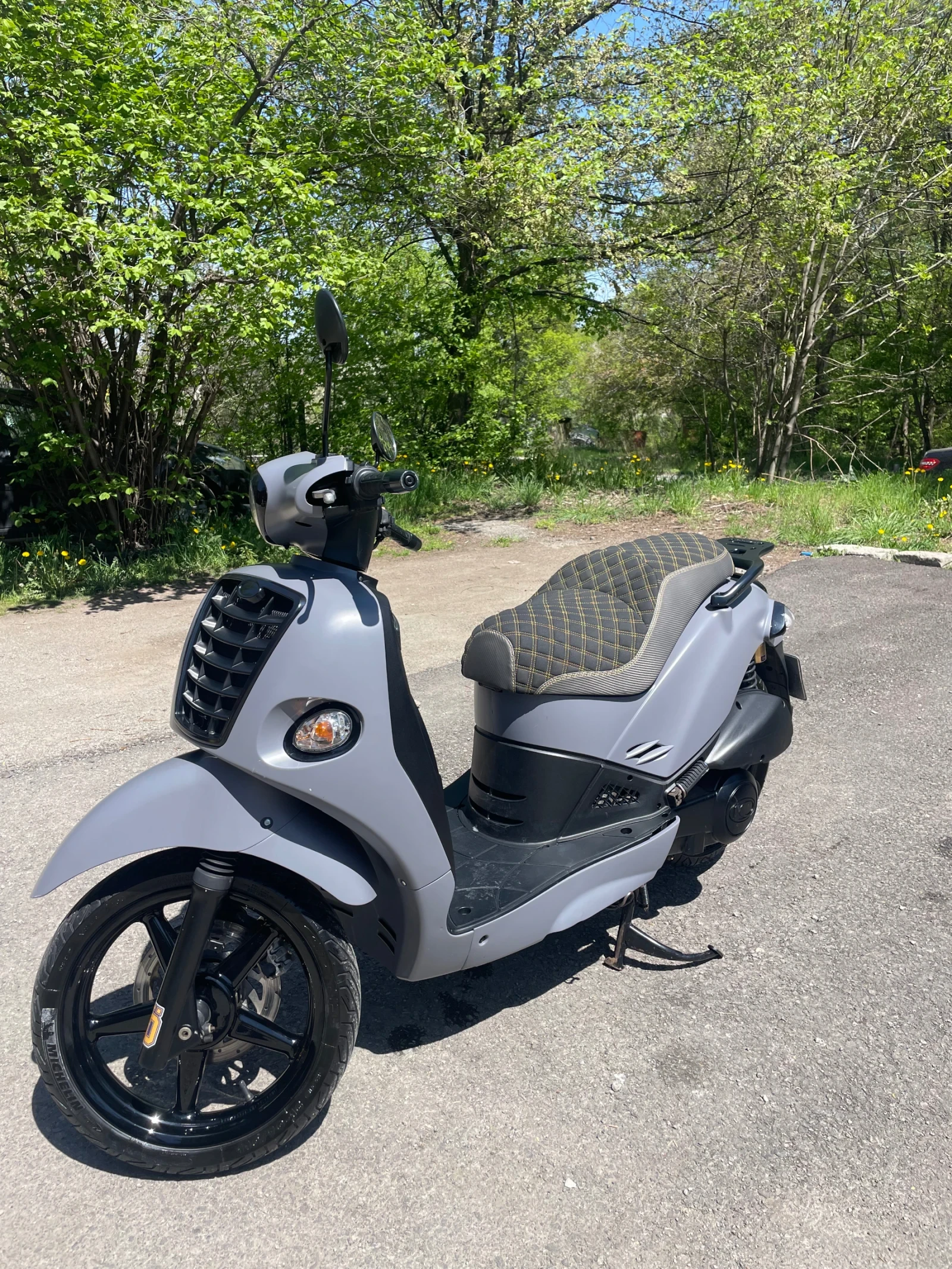 Kymco People 250