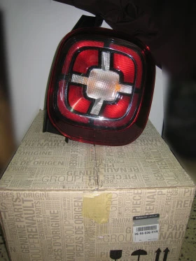 Дясна стоп светлина за Dacia Duster 2 phase 1, снимка 5