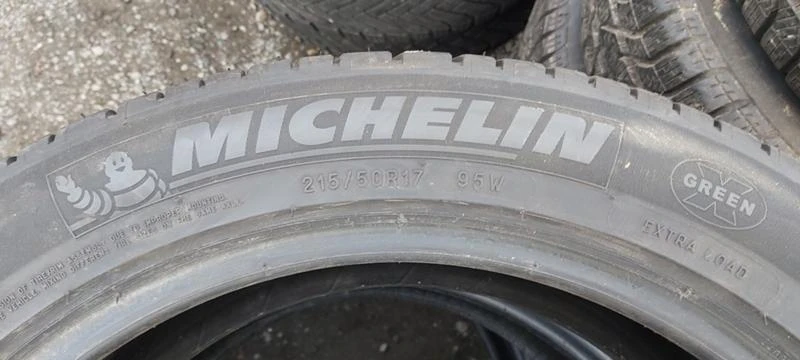 Гуми Летни 215/50R17, снимка 3 - Гуми и джанти - 31352628