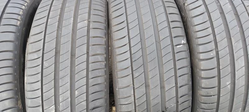 Гуми Летни 215/50R17, снимка 2 - Гуми и джанти - 31352628