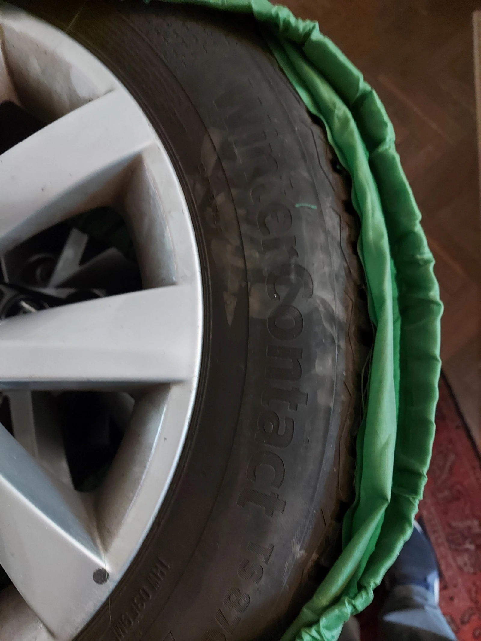 Гуми с джанти Continental 205/45R16, снимка 4 - Гуми и джанти - 55528963