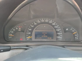 Mercedes-Benz C 270, снимка 10