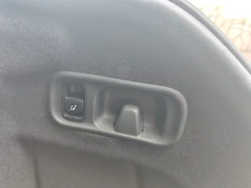 Mercedes-Benz C 220 17 000км, снимка 16