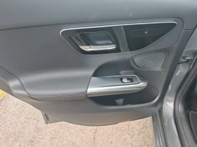 Mercedes-Benz C 220 17 000км, снимка 15