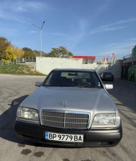 Mercedes-Benz C 180, снимка 3