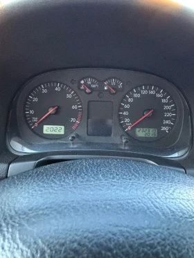 VW Golf 1.6 - 105 . | Mobile.bg    12
