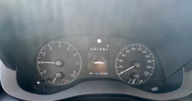 Toyota Yaris, снимка 6