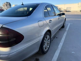 Mercedes-Benz E 270, снимка 8 - Автомобили и джипове - 53665949