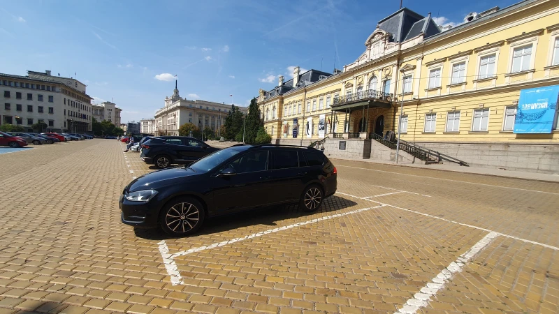 VW Golf 1.6, снимка 8 - Автомобили и джипове - 47292718