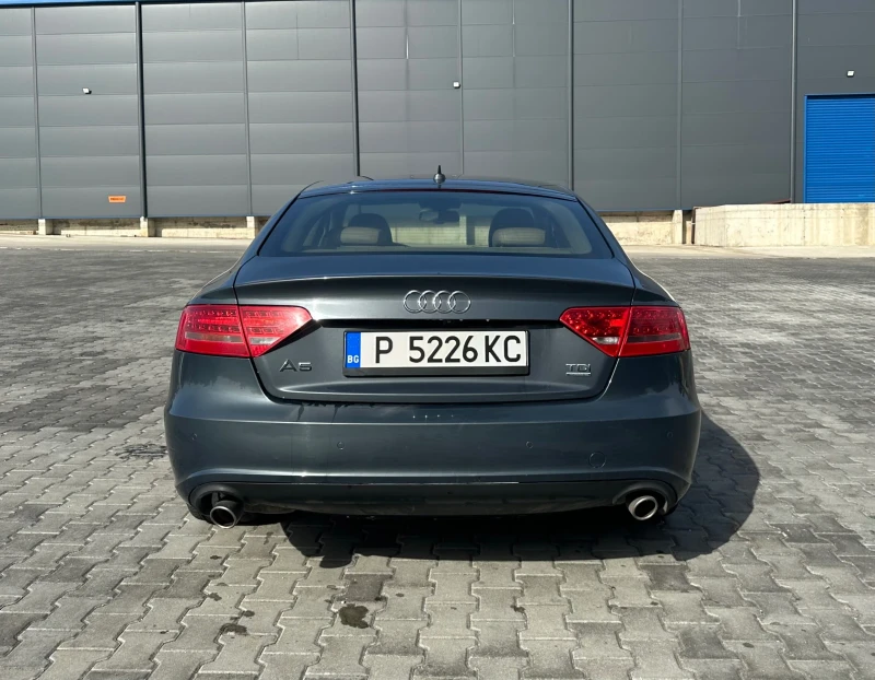 Audi A5 Quattro, снимка 5 - Автомобили и джипове - 47746933