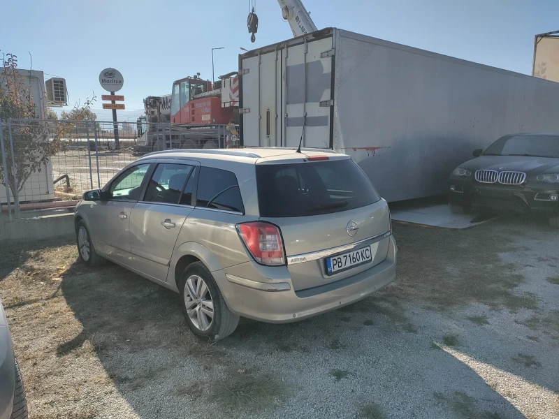 Opel Astra 1.7TDI, снимка 2 - Автомобили и джипове - 47887833