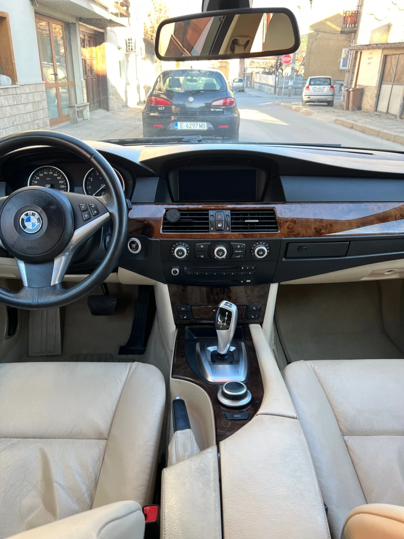 BMW 530 3.0i 272к.с /LCI/Автоматик/Dynamic BiXenon/RWD, снимка 4 - Автомобили и джипове - 49588331