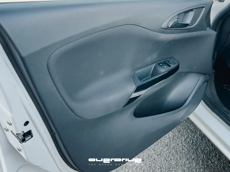 Opel Corsa 1.4 LPG Заводска газова уредба!, снимка 13 - Автомобили и джипове - 50641244