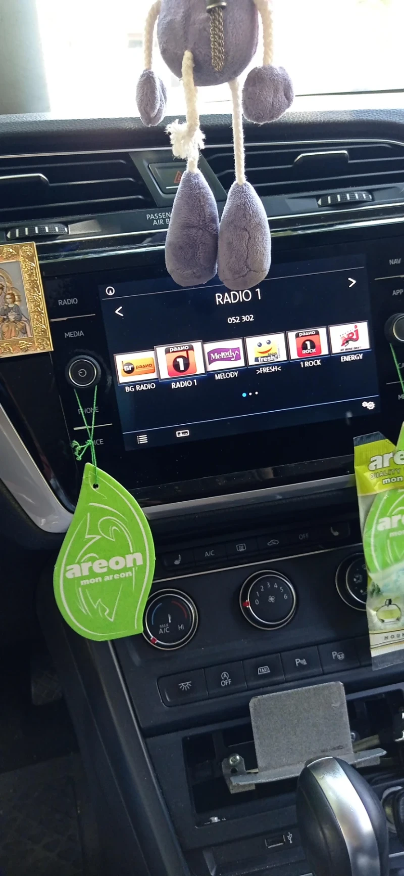 VW Touran 2.0 tdi, 116, снимка 11 - Автомобили и джипове - 50879096