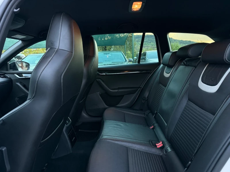 Skoda Octavia VRS 2.0TDi ОБСЛУЖЕНА ! , снимка 8 - Автомобили и джипове - 52050318