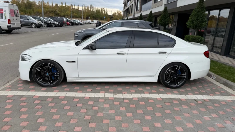 BMW 530, снимка 6 - Автомобили и джипове - 52591551