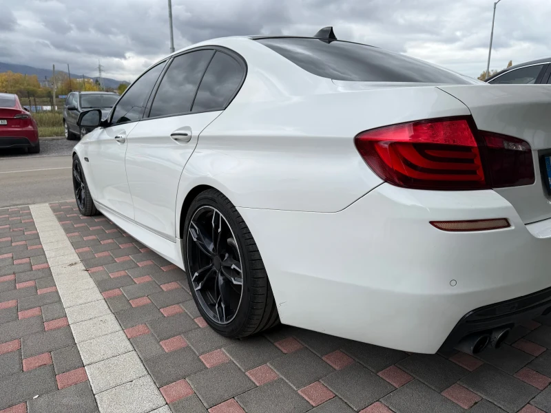 BMW 530, снимка 12 - Автомобили и джипове - 52591551