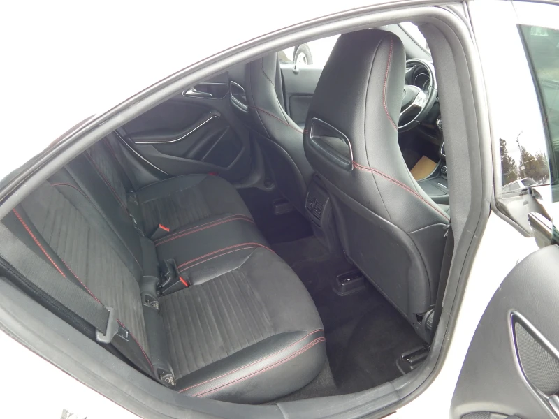 Mercedes-Benz CLA * 2.0CDI* AMG* ЕВРО6* , снимка 15 - Автомобили и джипове - 52374166