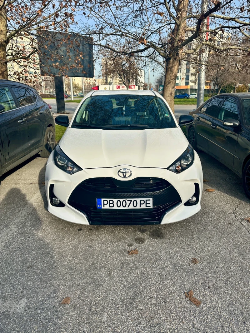 Toyota Yaris, снимка 10 - Автомобили и джипове - 52840579