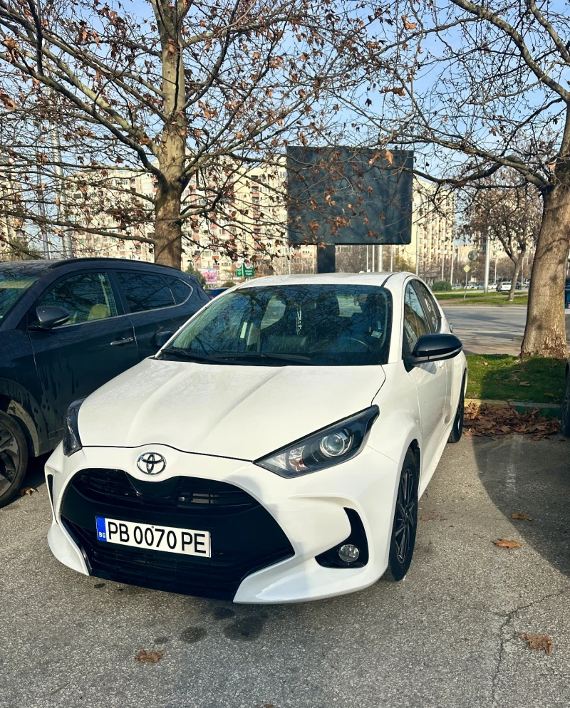 Toyota Yaris, снимка 11 - Автомобили и джипове - 52840579