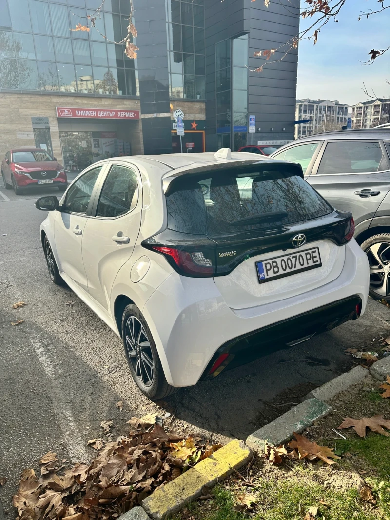 Toyota Yaris, снимка 8 - Автомобили и джипове - 52840579