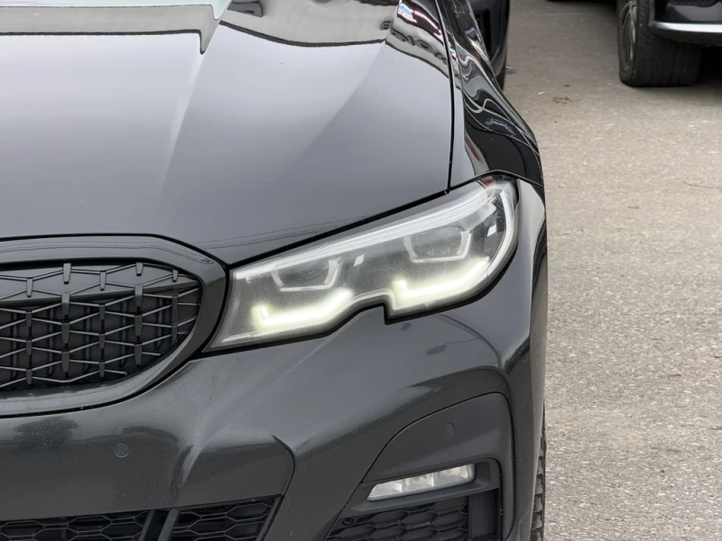 BMW 330 M Sport Package/PANO/Keyless/NAVI/FULL Loaded, снимка 4 - Автомобили и джипове - 53102596