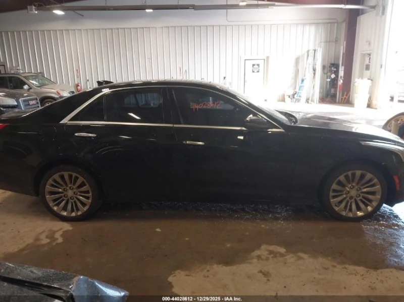 Cadillac Cts Luxury, снимка 13 - Автомобили и джипове - 53426038