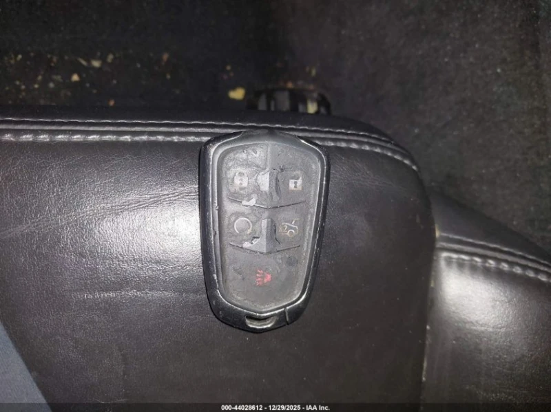 Cadillac Cts Luxury, снимка 11 - Автомобили и джипове - 53426038