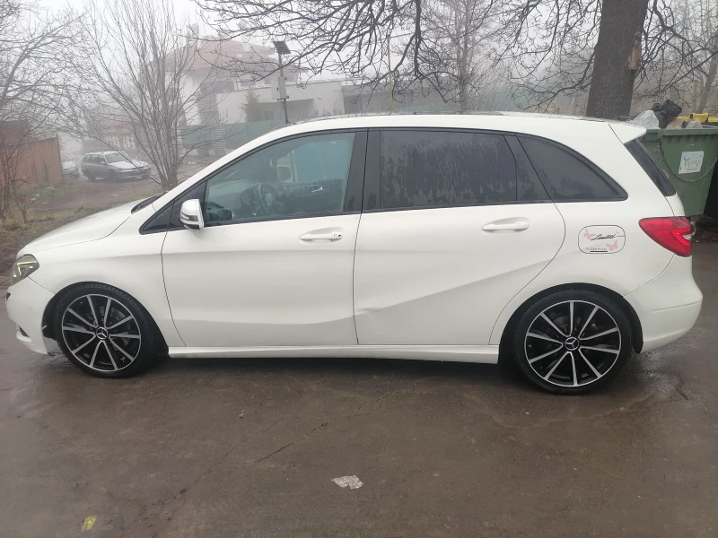Mercedes-Benz B 200, снимка 2 - Автомобили и джипове - 53473170