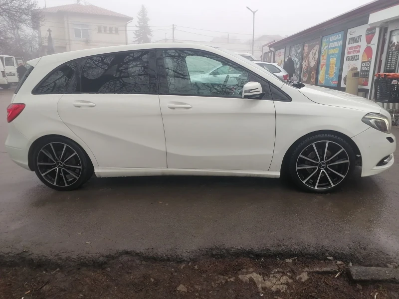 Mercedes-Benz B 200, снимка 6 - Автомобили и джипове - 53473170