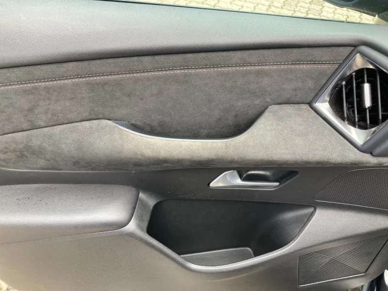 DS DS 3 E-TENSE/136HP/PERFORMANCE/HUD/CAM/LED/819g, снимка 10 - Автомобили и джипове - 53600284