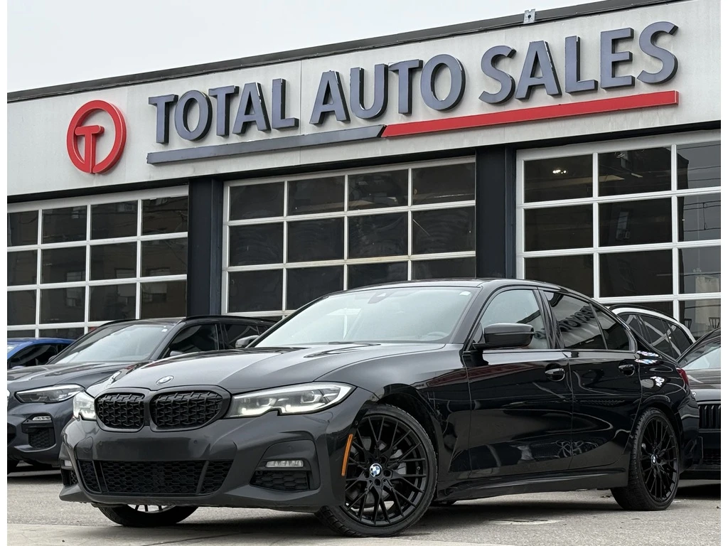 BMW 330 M Sport Package/PANO/Keyless/NAVI/FULL Loaded, снимка 1