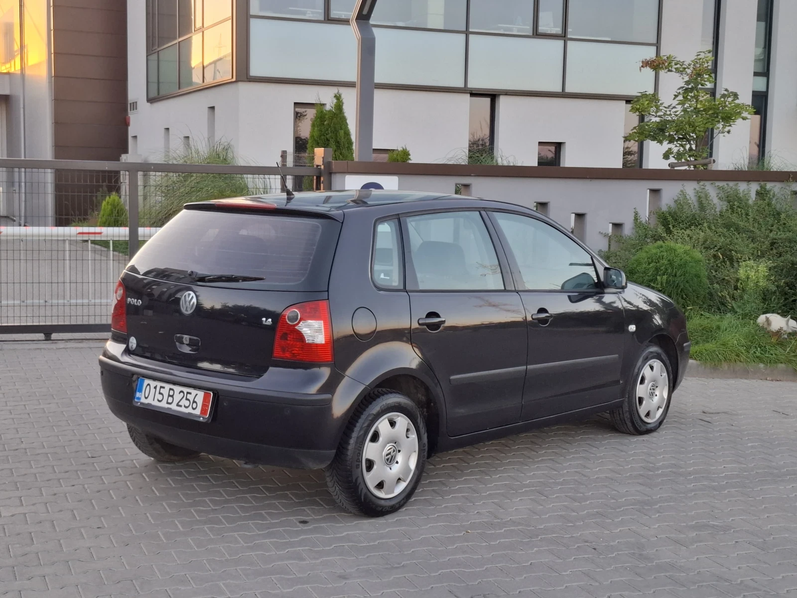 VW Polo 1.4i* (75)* *  * *  | Mobile.bg   12