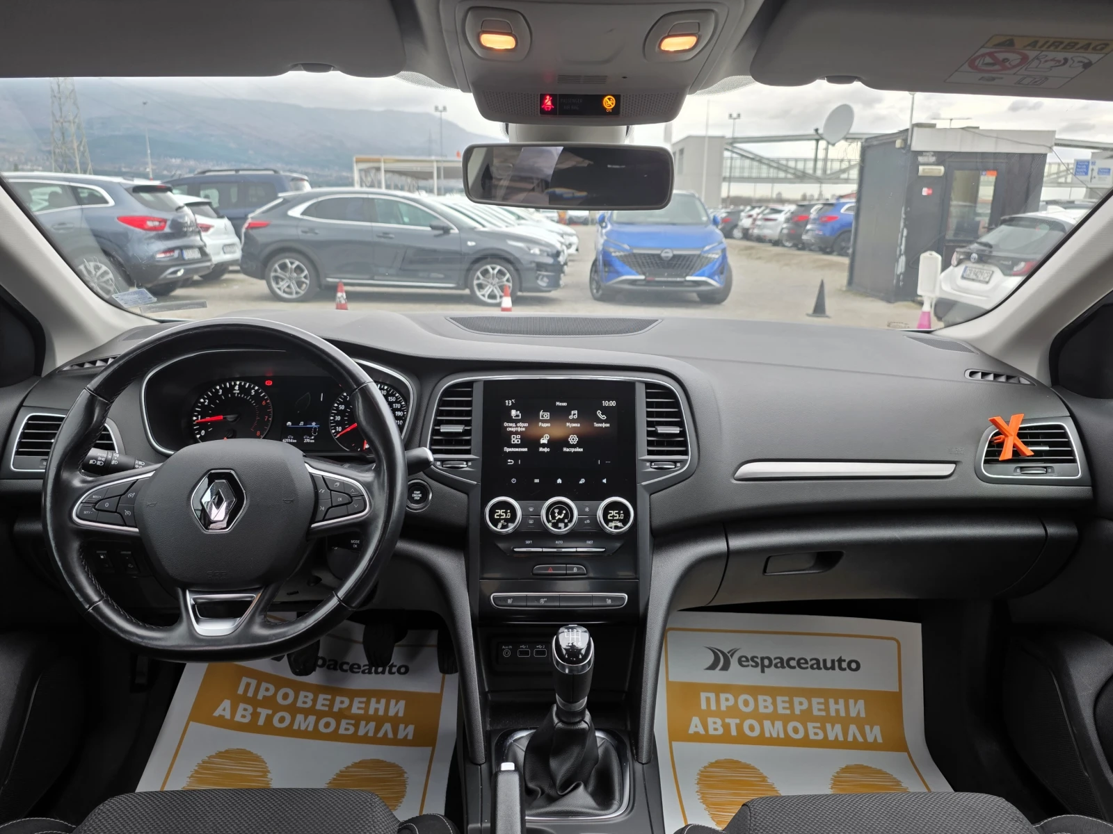 Renault Megane 1.3TCe/140к.с/Techno - изображение 8
