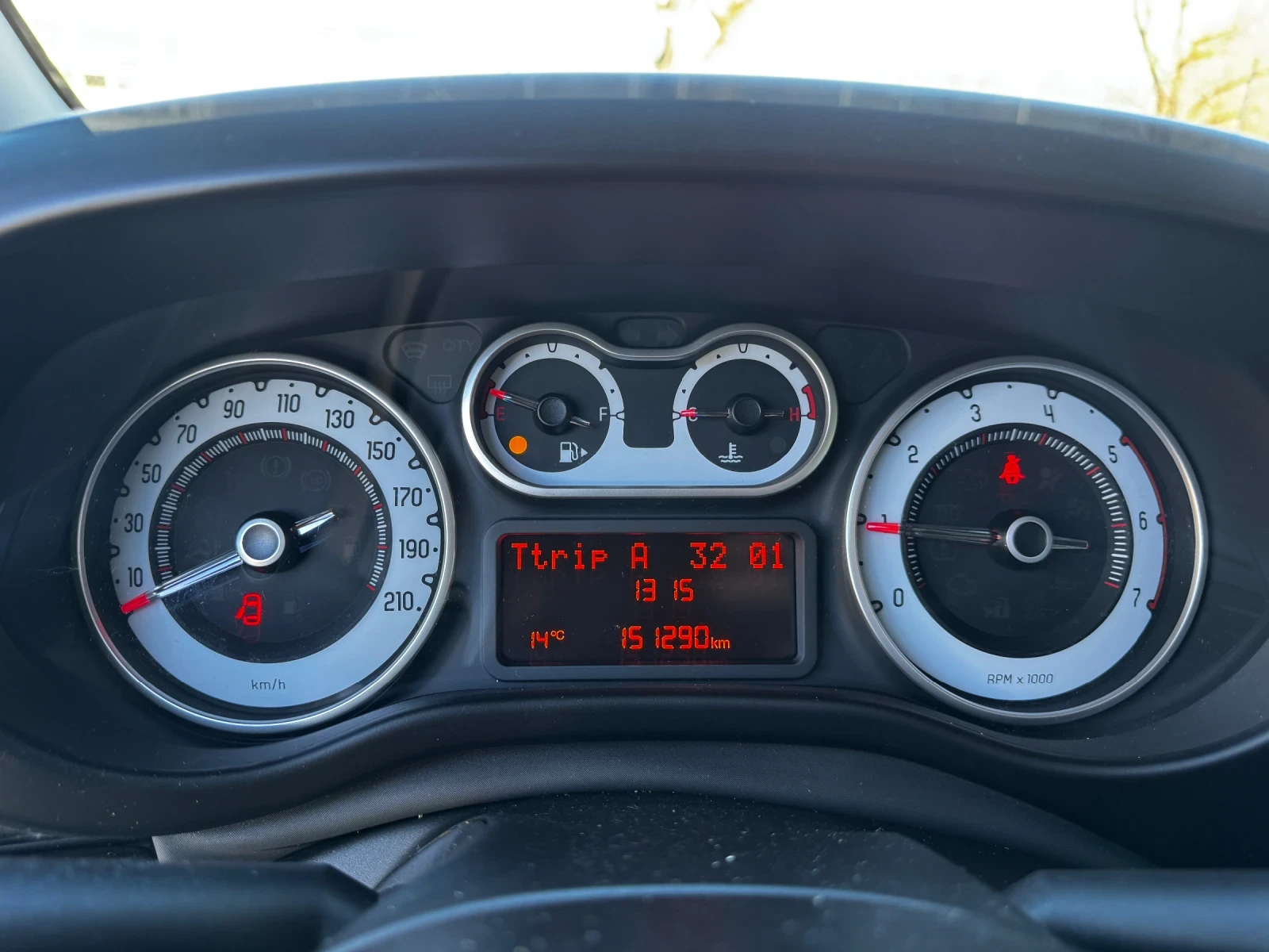 Fiat 500L 1.3M-jet | Mobile.bg � ����������� 8