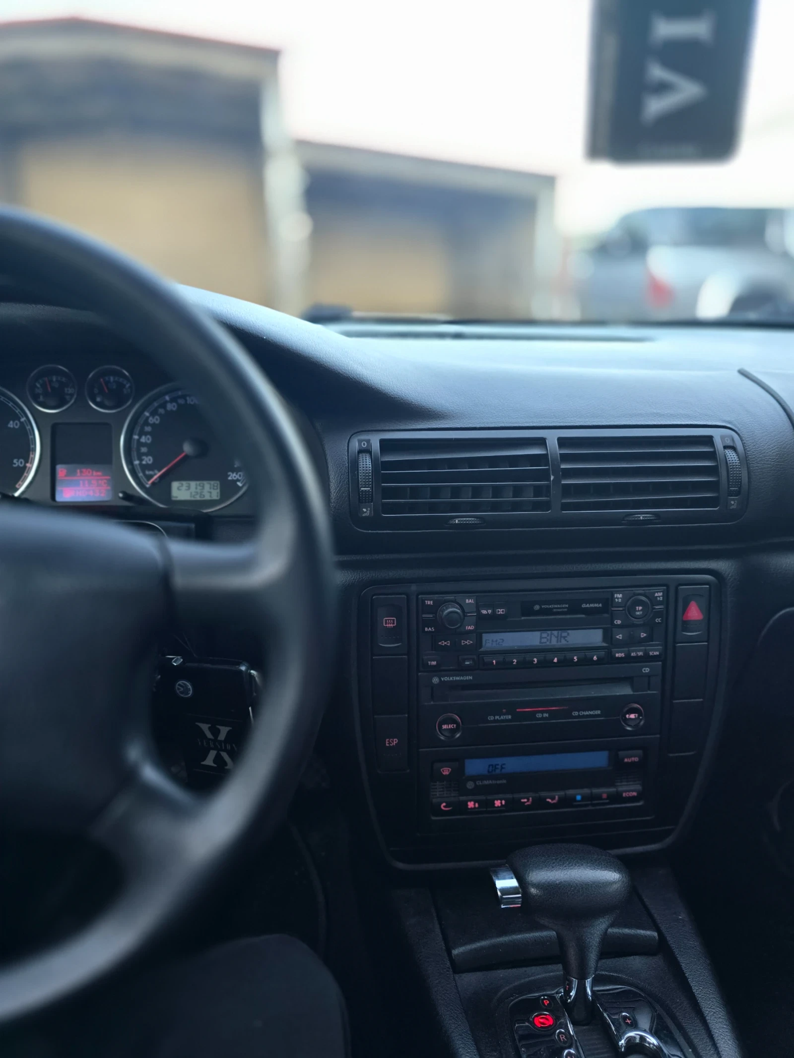 VW Passat 2.5 TDI 4X4 | Mobile.bg � ����������� 4