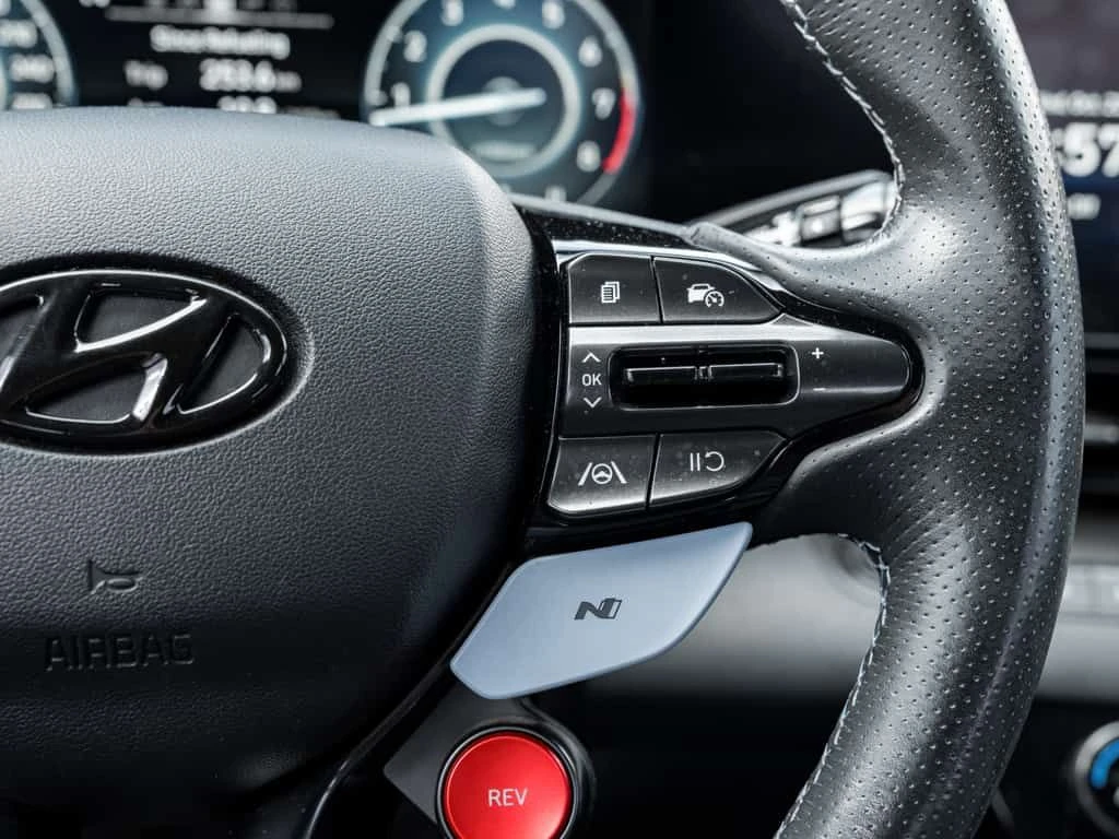 Hyundai Elantra * Manual| NAVI | ROOF| * CARFAX * ���� �� �� | Mobile.bg � ����������� 13