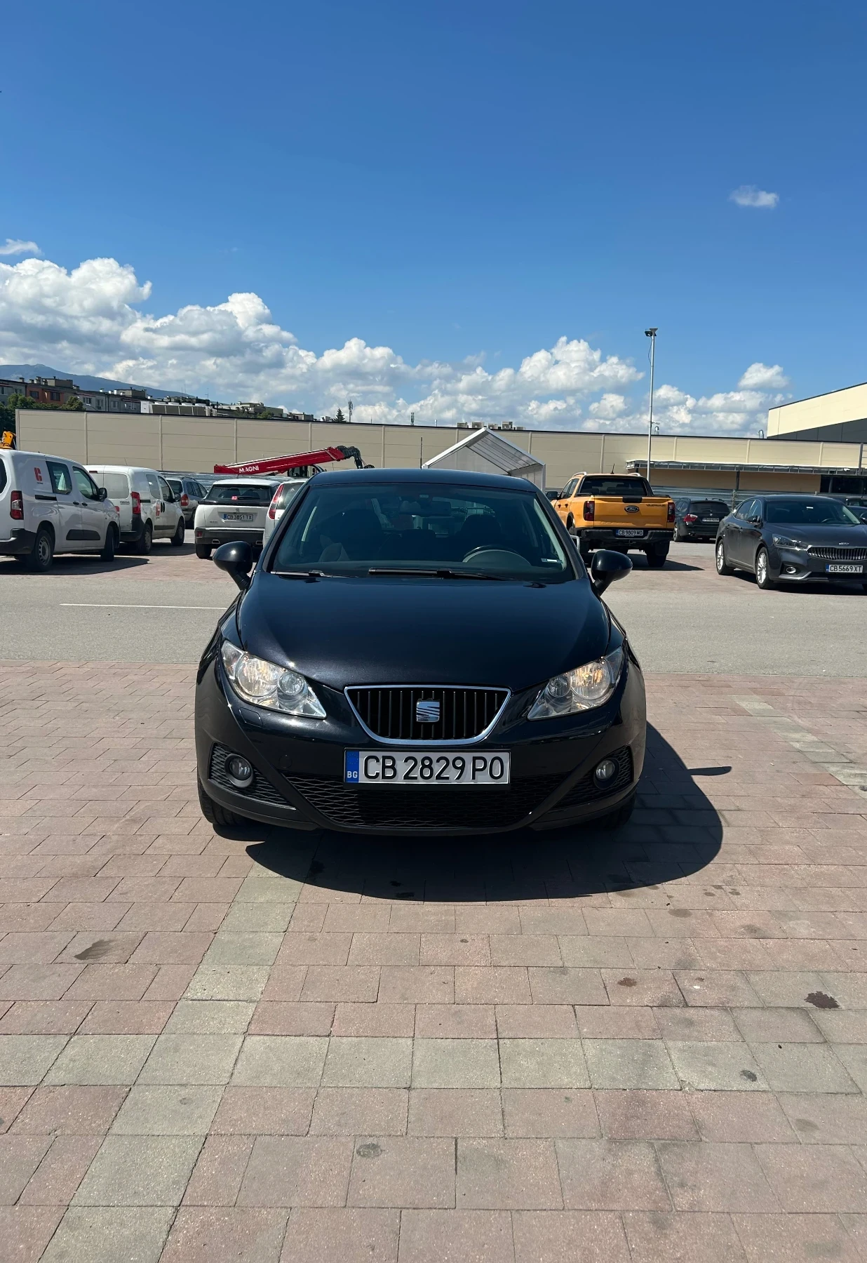 Seat Ibiza 1.4i / Парктроник / Подгрев
