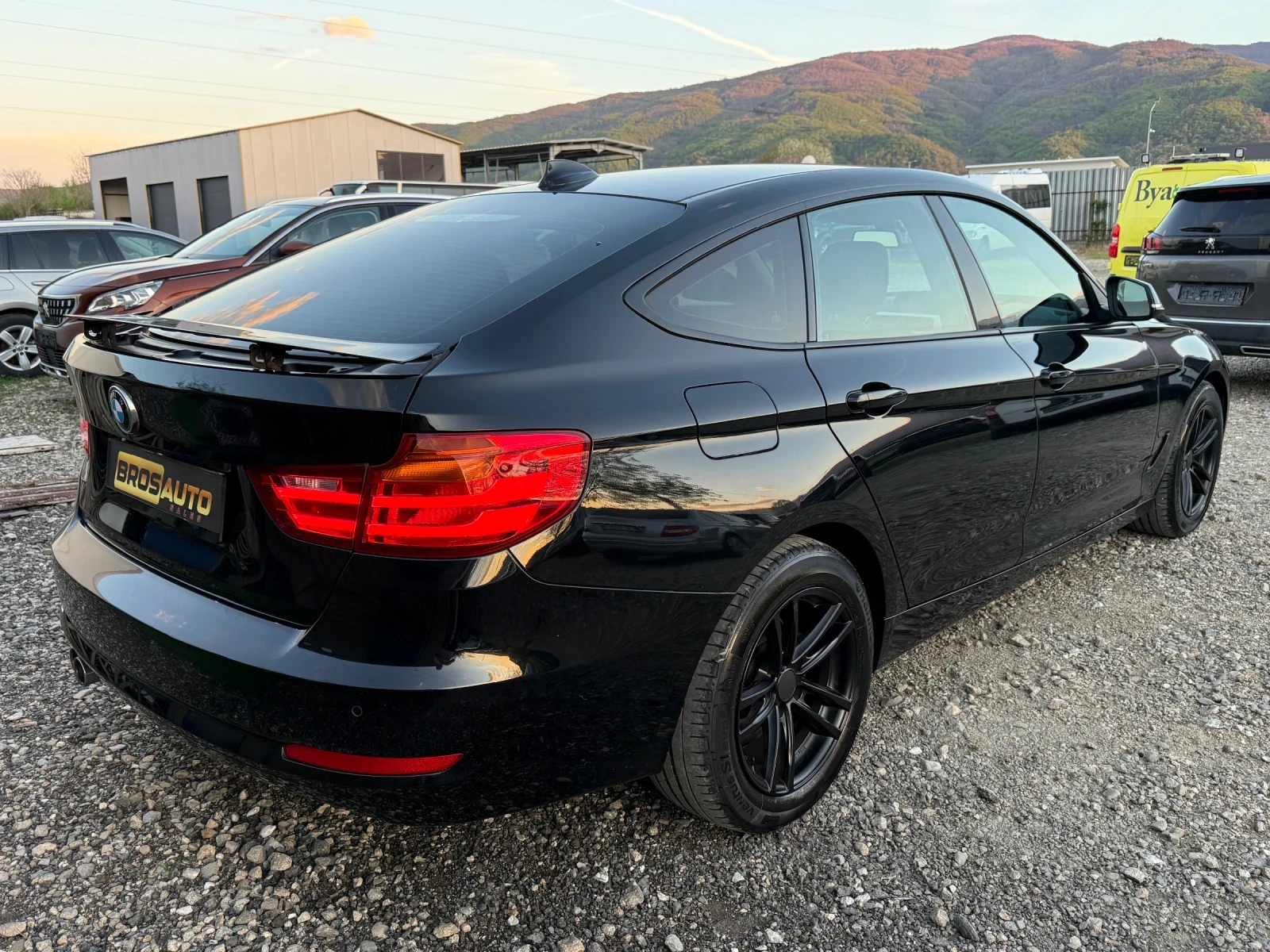 BMW 3gt 320 GT, снимка 5 - Автомобили и джипове - 54127844