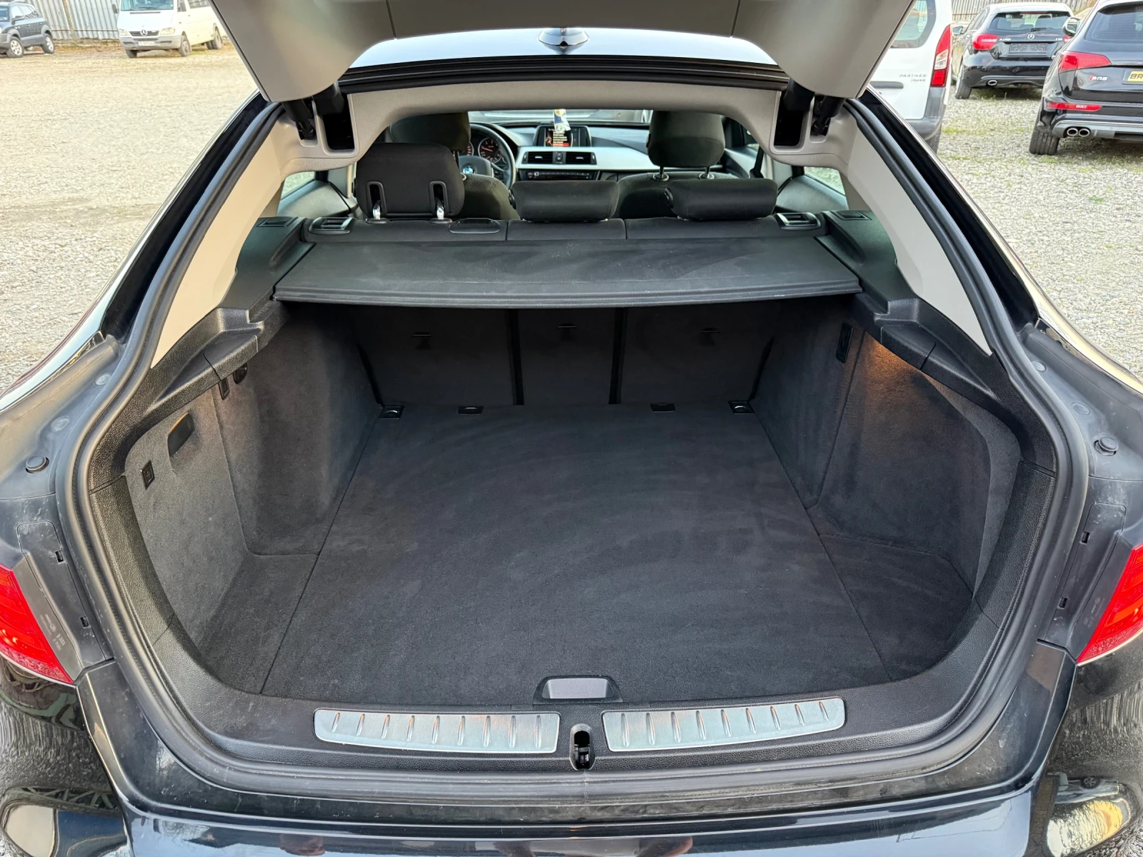 BMW 3gt 320 GT, снимка 15 - Автомобили и джипове - 54127844