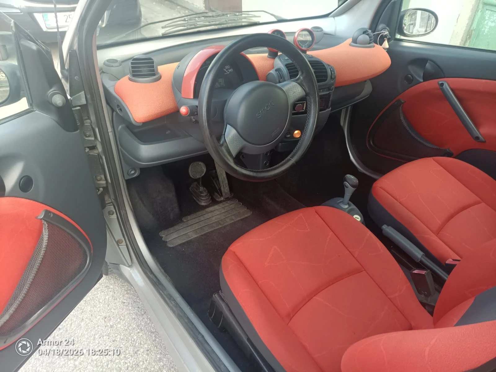 Smart Fortwo, снимка 7 - Автомобили и джипове - 54490560